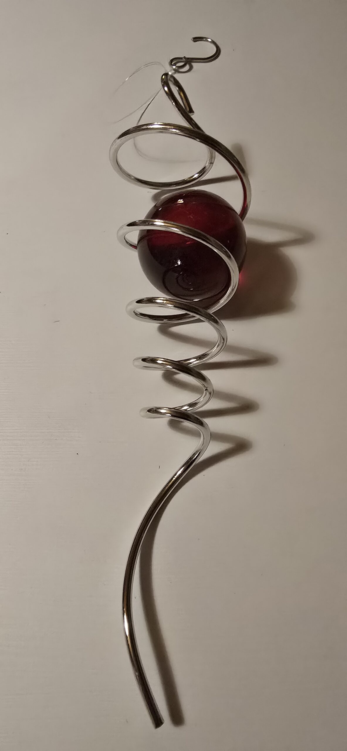 Mastering the First Impression: Your intriguing post title goes here Spiral Tail SILVER RED BALL Scaled